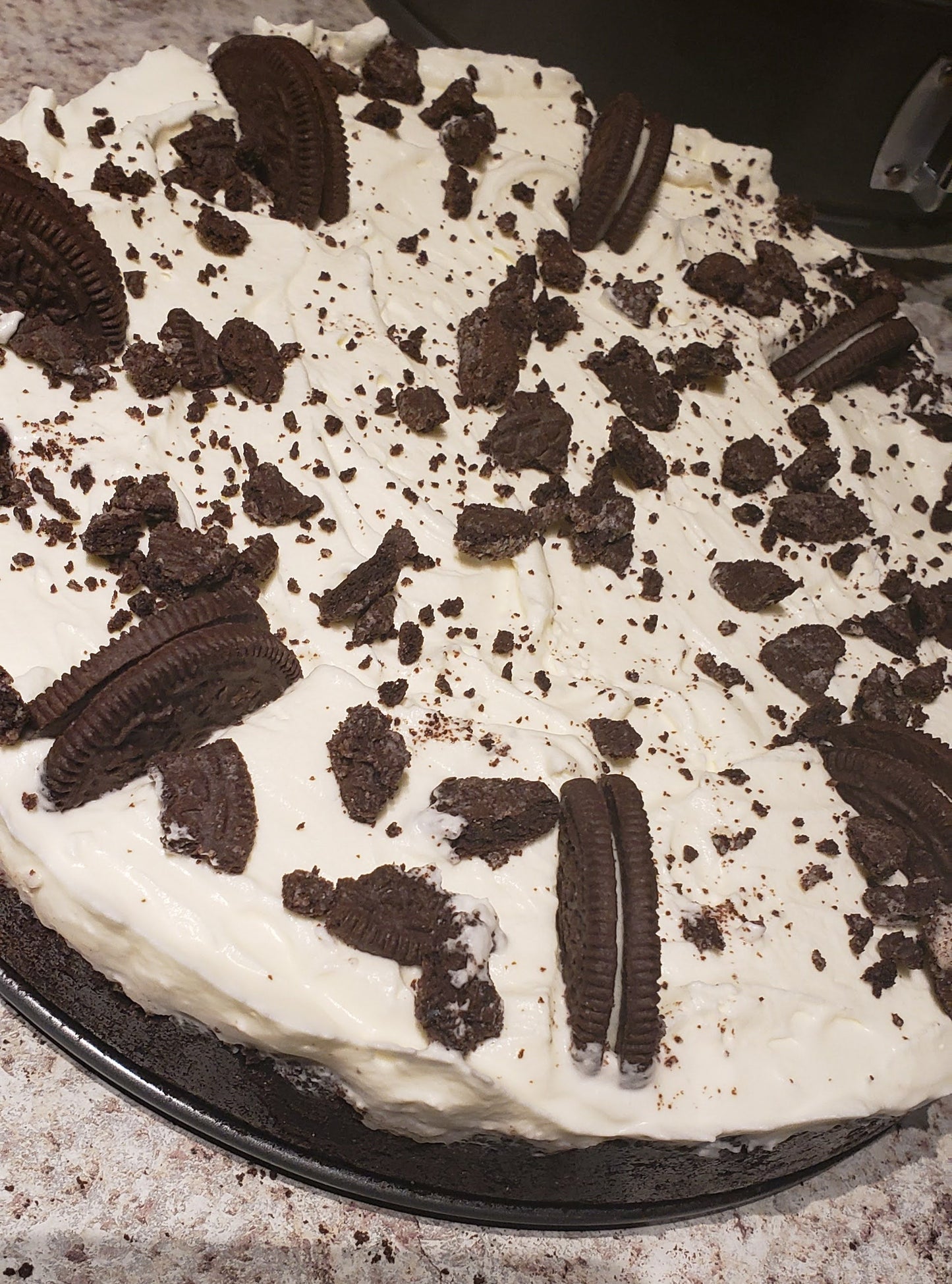Jazzylicious: Cookies & Cream Cheesecake
